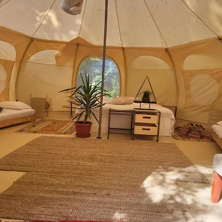 Luxury tent Rock Oak 1